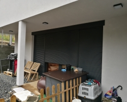 Venk. rolety, rolovací vrata - Bojkovice